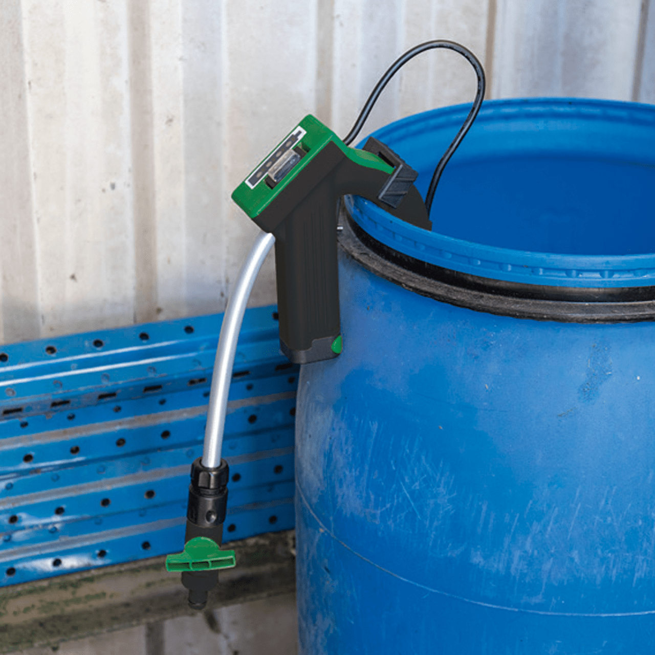 Multibrand Repacked Li - Ion Akku - Regenfasspumpe 12 V